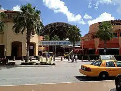 Dolphin Mall, Sweetwater