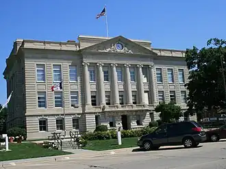 Greene County Courthouse in Jefferson