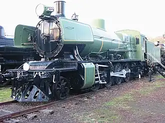 N432
