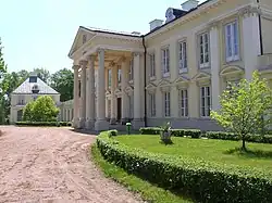 Palace in Walewice